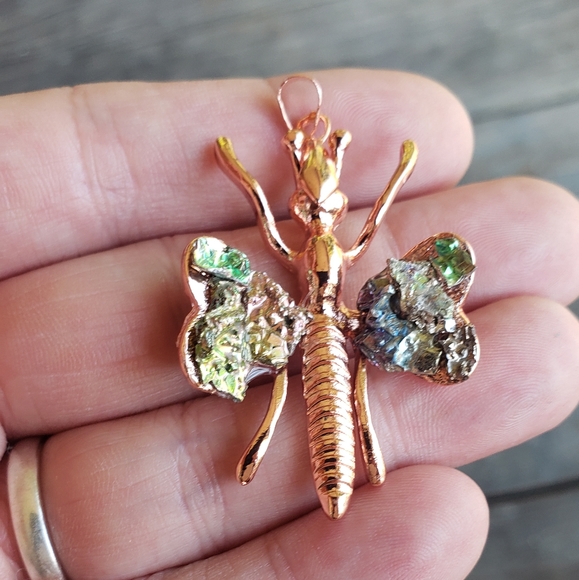 Bismuth Dragonfly pendant - Picture 3 of 8